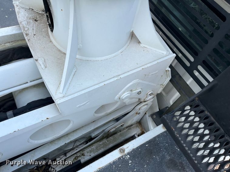 image for item YA4858 2016 Freightliner Business Class M2 forestry bucket truck