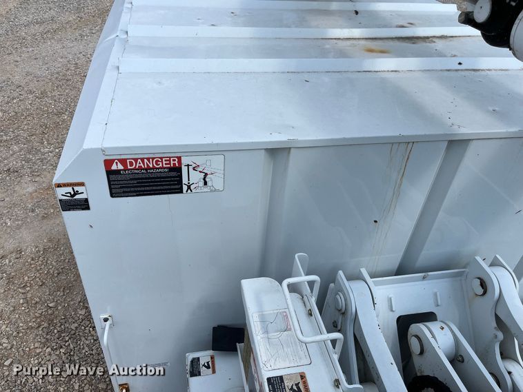 image for item YA4858 2016 Freightliner Business Class M2 forestry bucket truck