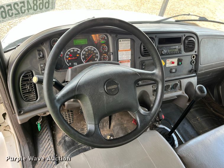 image for item YA4858 2016 Freightliner Business Class M2 forestry bucket truck
