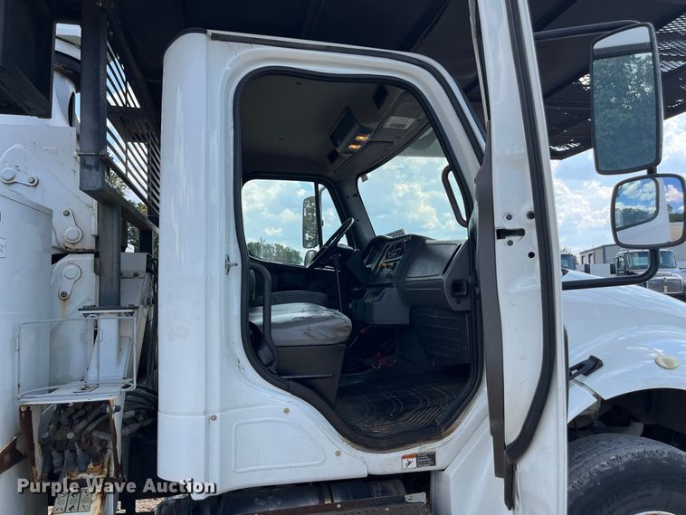 image for item YA4858 2016 Freightliner Business Class M2 forestry bucket truck