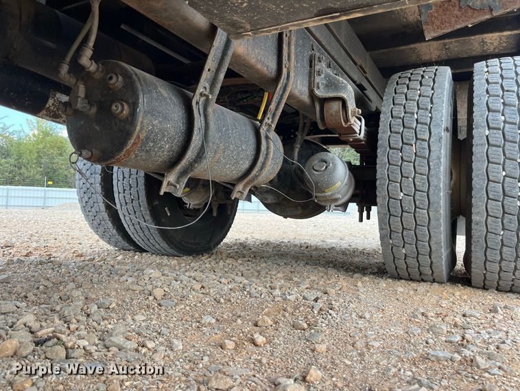 image for item YA4858 2016 Freightliner Business Class M2 forestry bucket truck