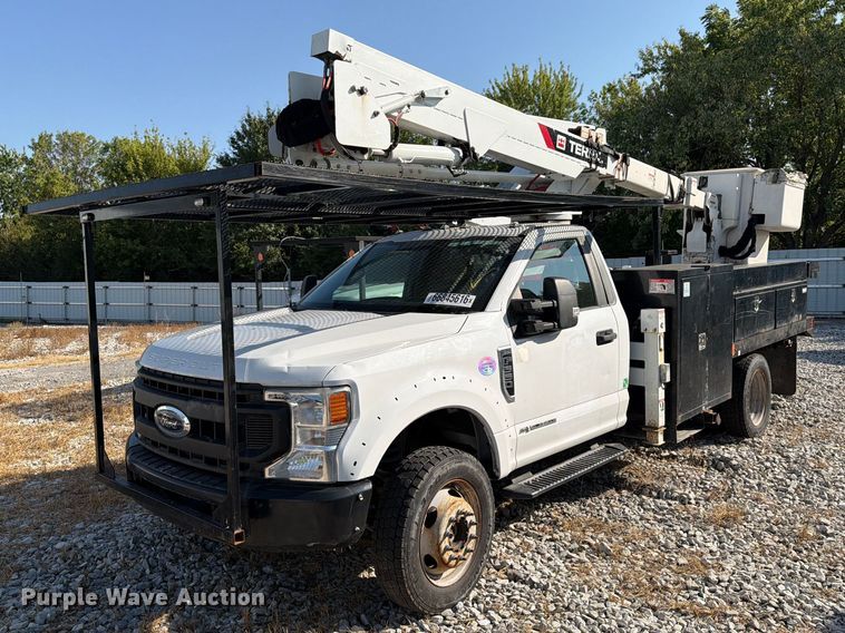 image for item YA4862 2020 Ford F550 Super Duty bucket truck
