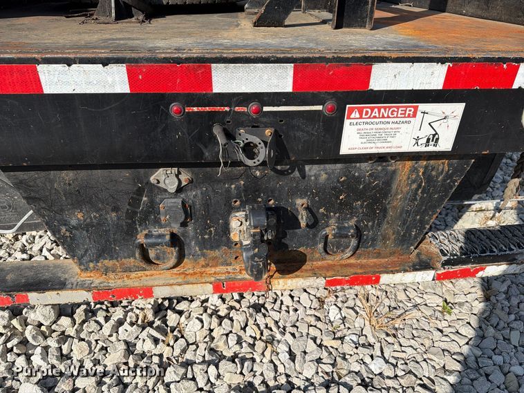 image for item YA4862 2020 Ford F550 Super Duty bucket truck