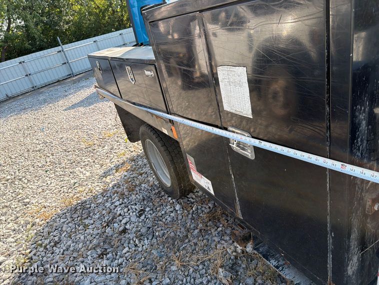 image for item YA4862 2020 Ford F550 Super Duty bucket truck