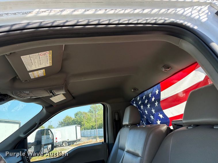 image for item YA4862 2020 Ford F550 Super Duty bucket truck