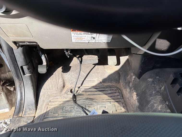 image for item YA4862 2020 Ford F550 Super Duty bucket truck