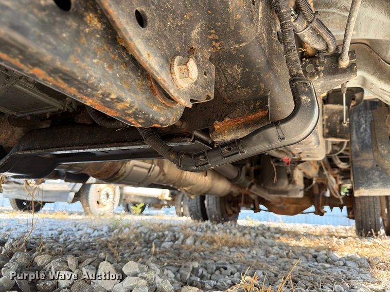 image for item YA4862 2020 Ford F550 Super Duty bucket truck