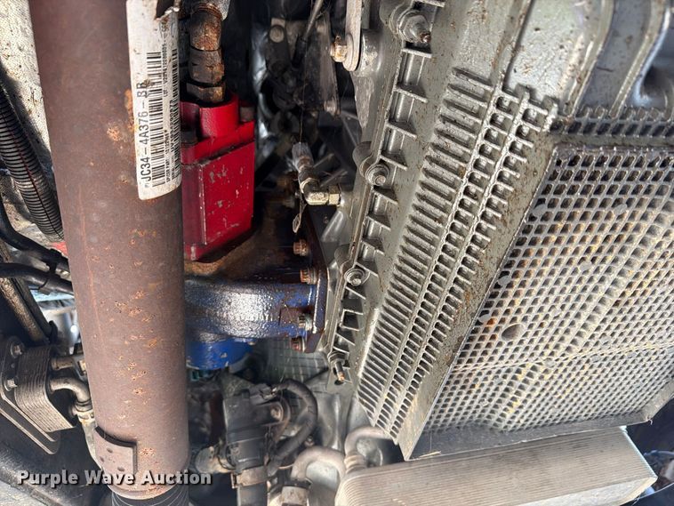 image for item YA4862 2020 Ford F550 Super Duty bucket truck