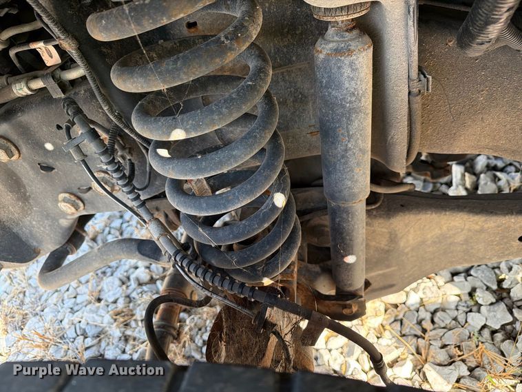 image for item YA4862 2020 Ford F550 Super Duty bucket truck