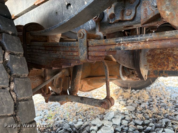 image for item YA4862 2020 Ford F550 Super Duty bucket truck