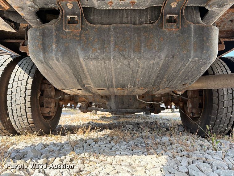 image for item YA4862 2020 Ford F550 Super Duty bucket truck