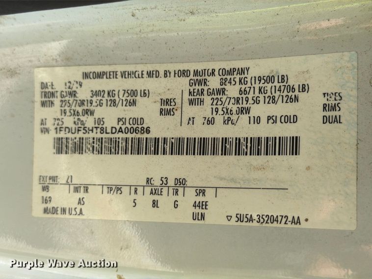 image for item YA4862 2020 Ford F550 Super Duty bucket truck