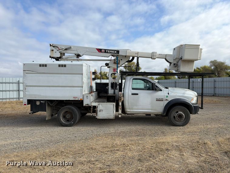 image for item YA4872 2016 RAM 5500 forestry bucket truck