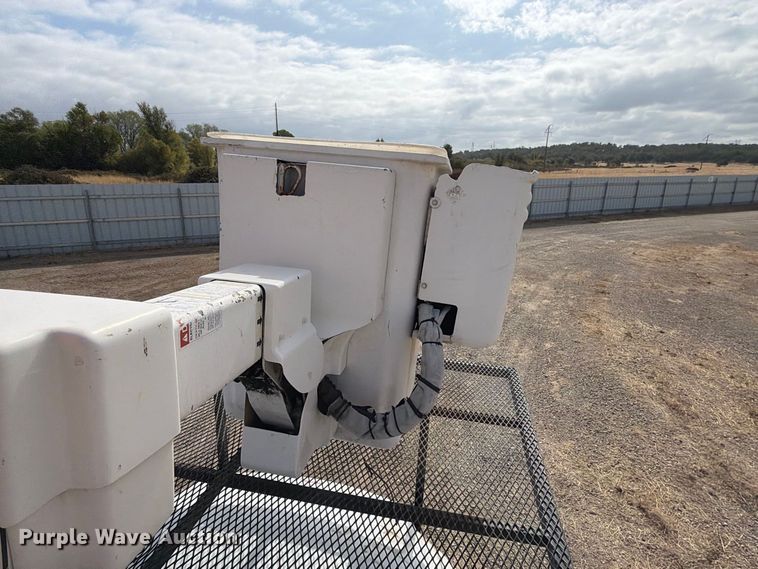 image for item YA4872 2016 RAM 5500 forestry bucket truck