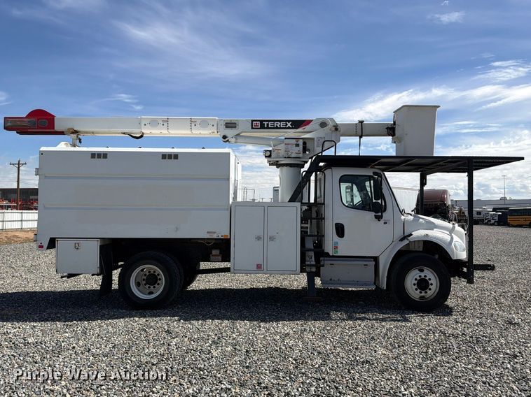 image for item YA4885 2018 Freightliner Business Class M2 forestry bucket truck