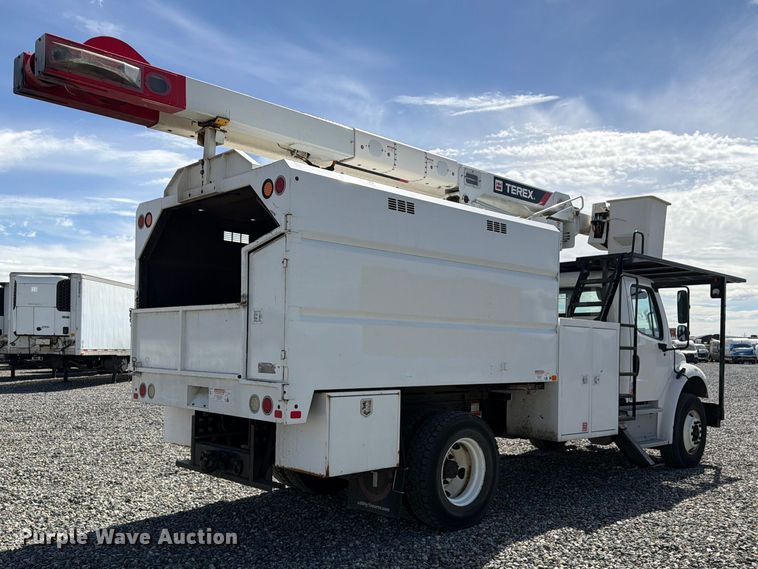 image for item YA4885 2018 Freightliner Business Class M2 forestry bucket truck