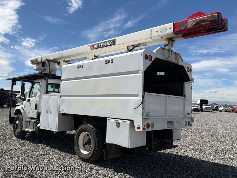 image for item YA4885 2018 Freightliner Business Class M2 forestry bucket truck