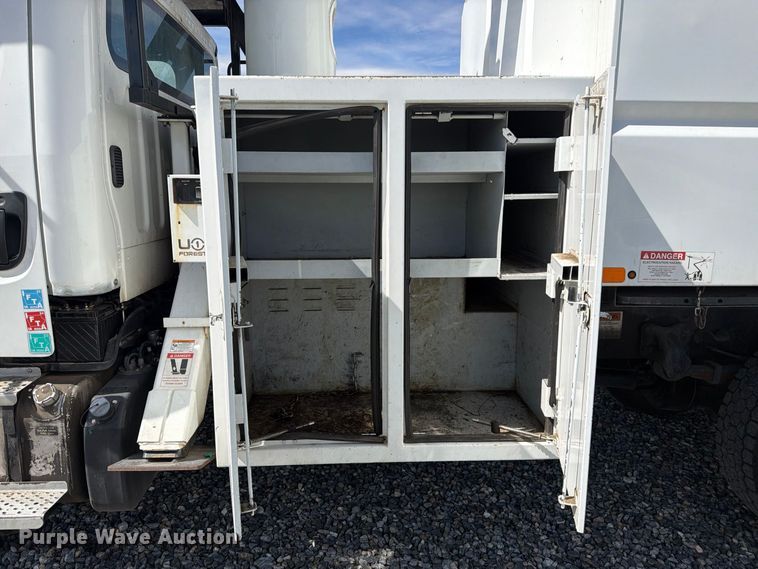 image for item YA4885 2018 Freightliner Business Class M2 forestry bucket truck