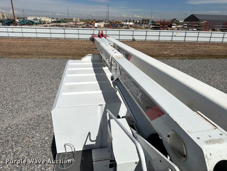 image for item YA4885 2018 Freightliner Business Class M2 forestry bucket truck