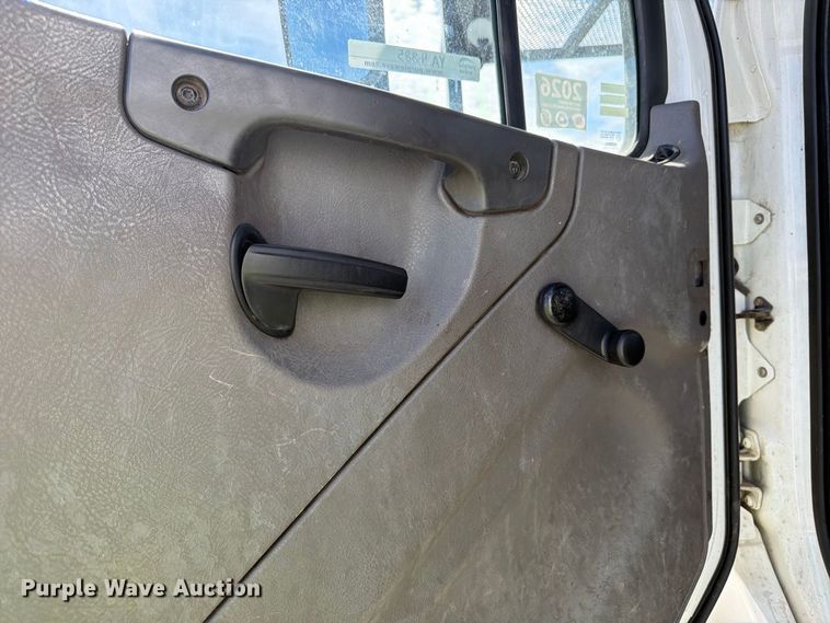 image for item YA4885 2018 Freightliner Business Class M2 forestry bucket truck