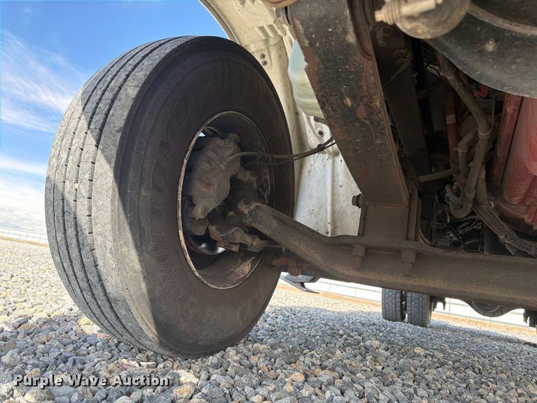 image for item YA4885 2018 Freightliner Business Class M2 forestry bucket truck