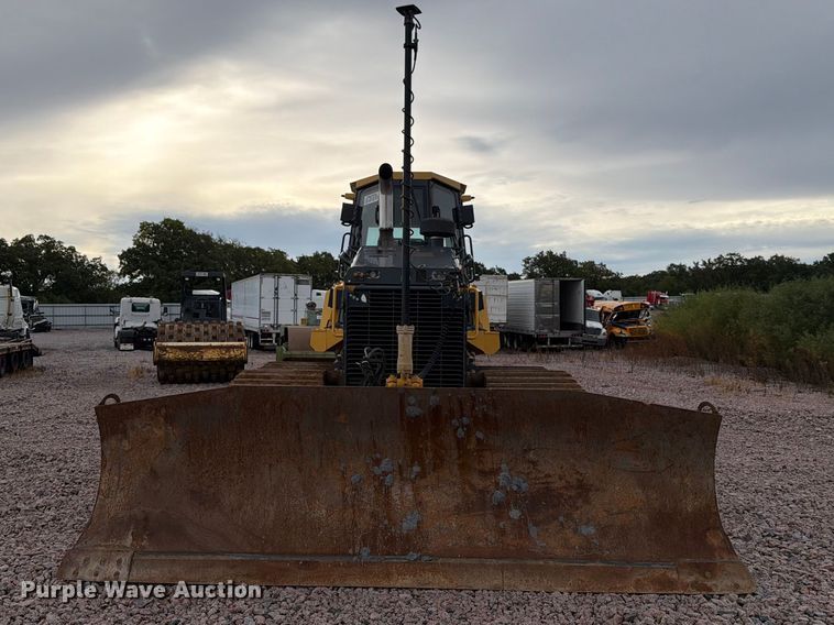 image for item YA4902 2015 John Deere 850k dozer