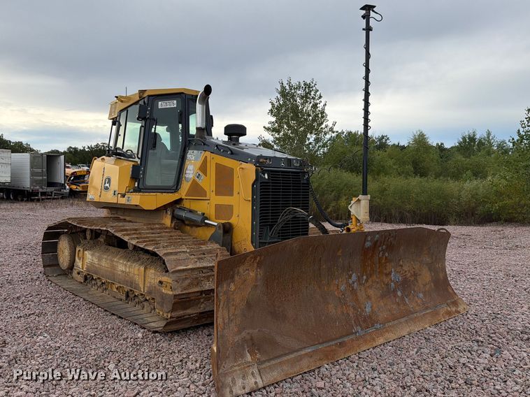 image for item YA4902 2015 John Deere 850k dozer