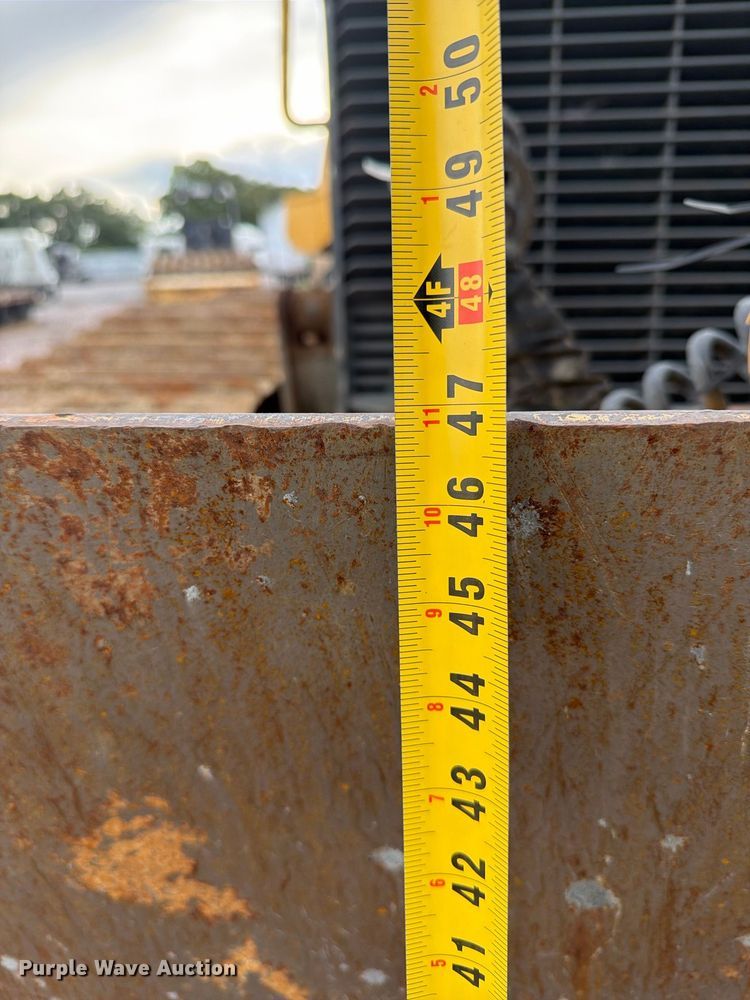 image for item YA4902 2015 John Deere 850k dozer