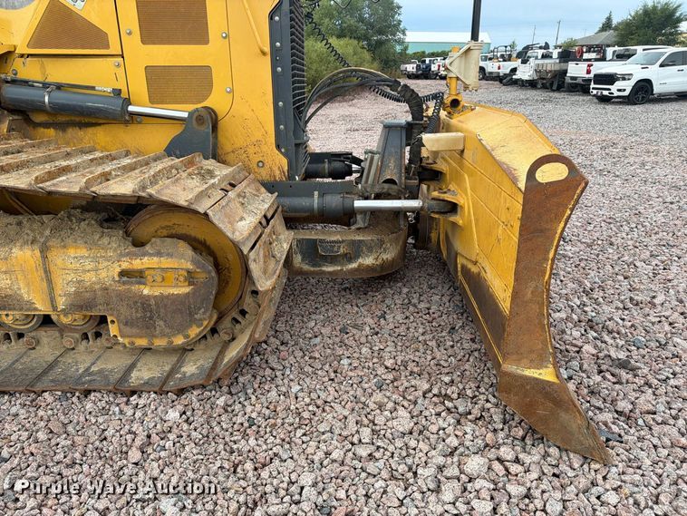 image for item YA4902 2015 John Deere 850k dozer