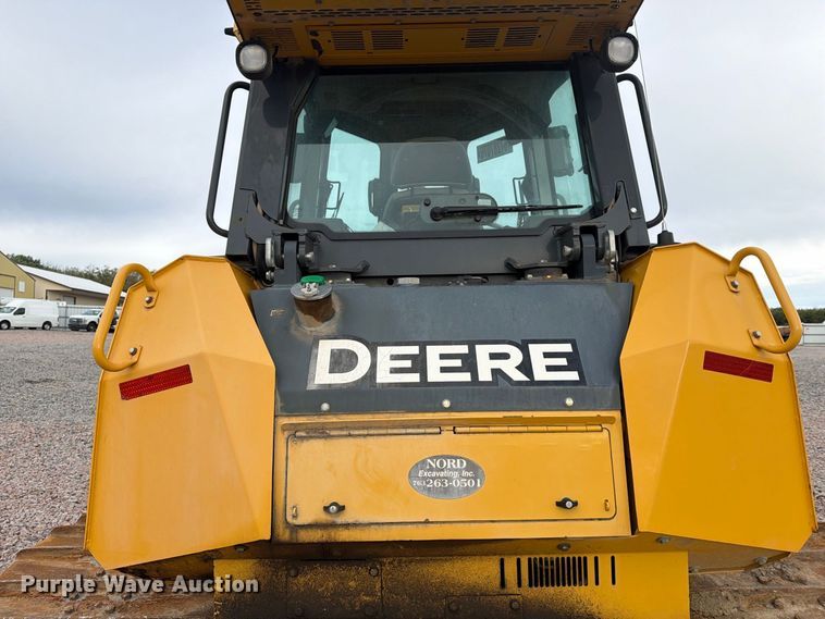 image for item YA4902 2015 John Deere 850k dozer