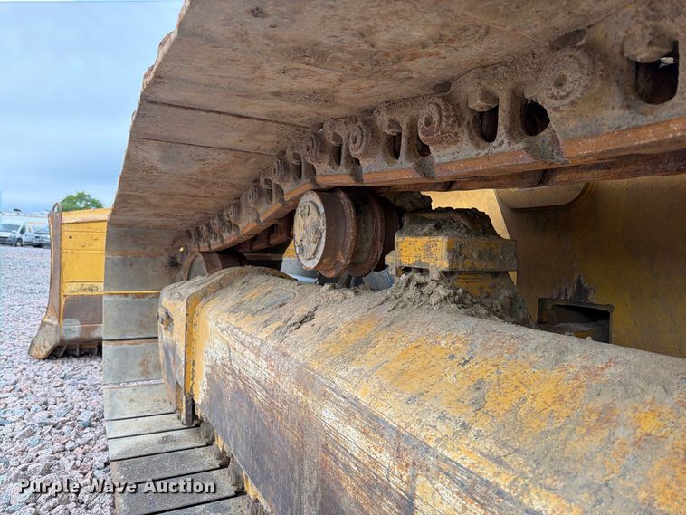 image for item YA4902 2015 John Deere 850k dozer