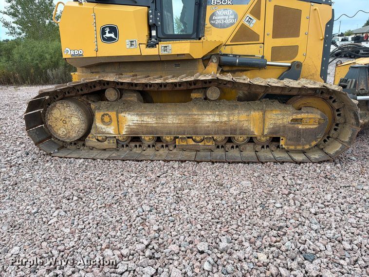 image for item YA4902 2015 John Deere 850k dozer