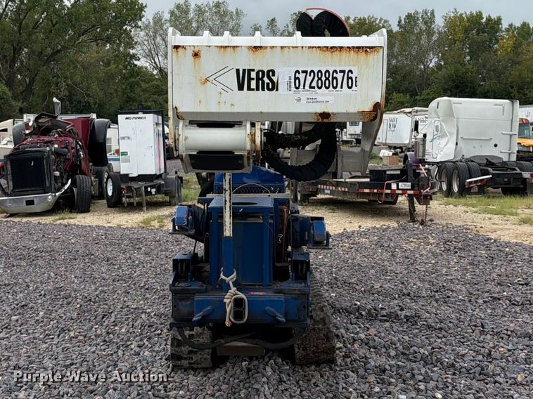 image for item YA4909 2016 Versalift Super Arborist 61 tracked boom lift