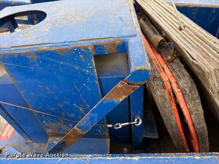 image for item YA4909 2016 Versalift Super Arborist 61 tracked boom lift