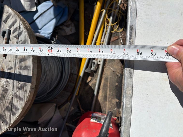 image for item YA4918 2006 GMC C5500 bucket truck
