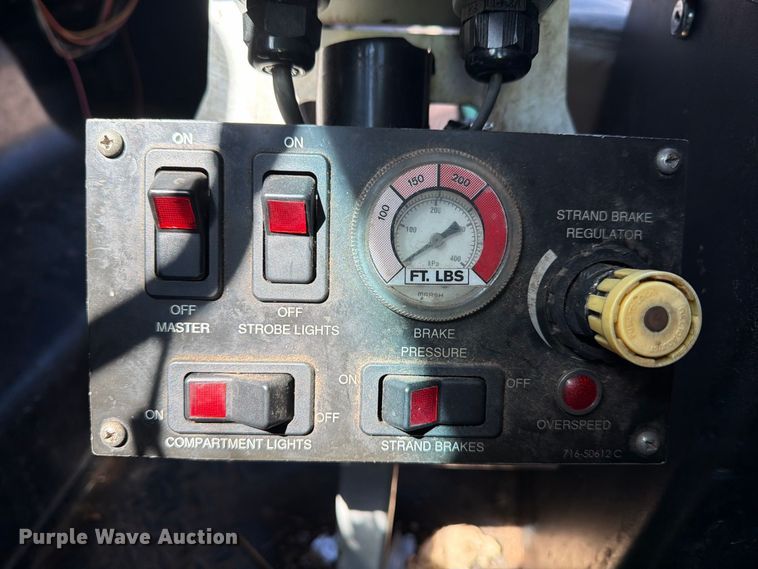 image for item YA4918 2006 GMC C5500 bucket truck
