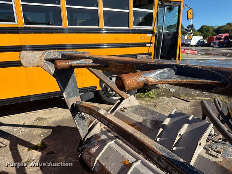 image for item YA4933 2019 FAE UML/SSL 150 VT skid steer mulcher