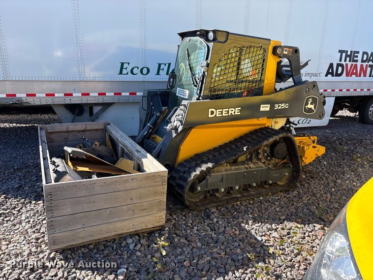 image for item YA4950 2023 John Deere 325G tracked skid steer loader