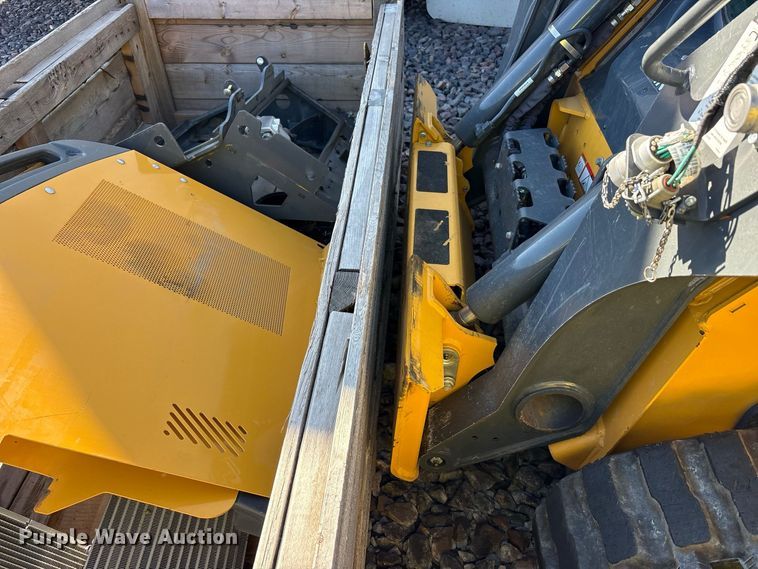 image for item YA4950 2023 John Deere 325G tracked skid steer loader