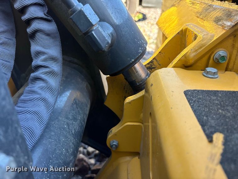 image for item YA4950 2023 John Deere 325G tracked skid steer loader