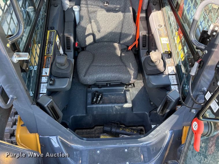 image for item YA4950 2023 John Deere 325G tracked skid steer loader
