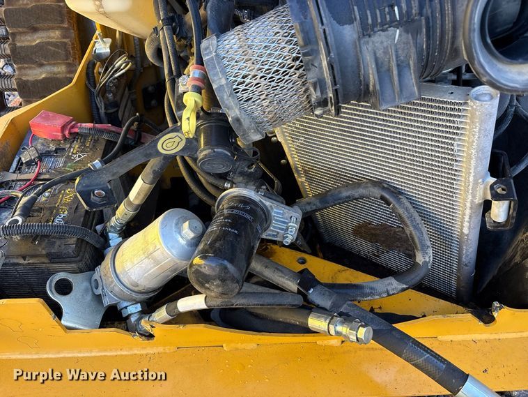 image for item YA4950 2023 John Deere 325G tracked skid steer loader
