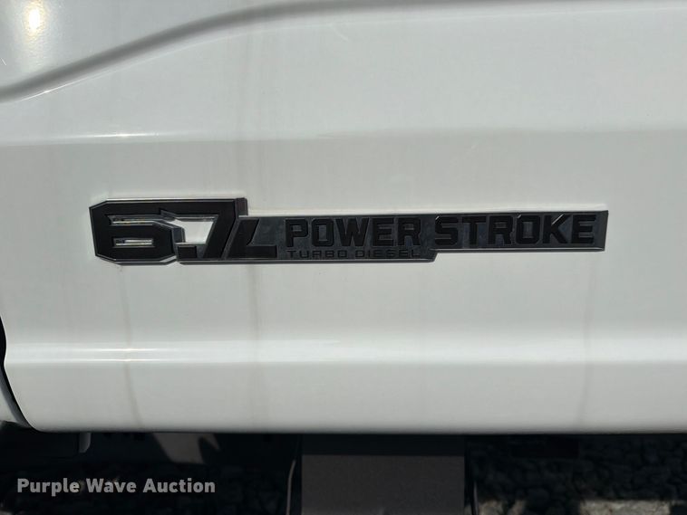image for item YA4990 2024 Ford F550 Super Duty bucket truck