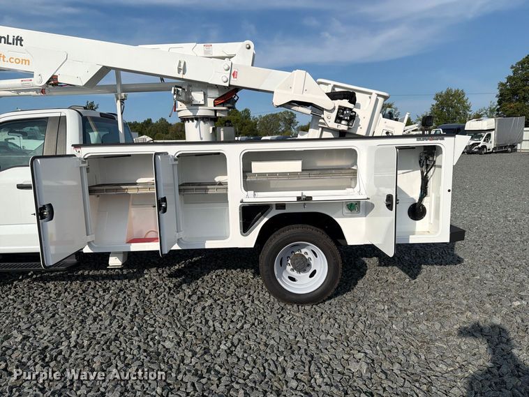 image for item YA4990 2024 Ford F550 Super Duty bucket truck