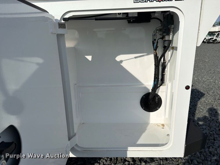 image for item YA4990 2024 Ford F550 Super Duty bucket truck