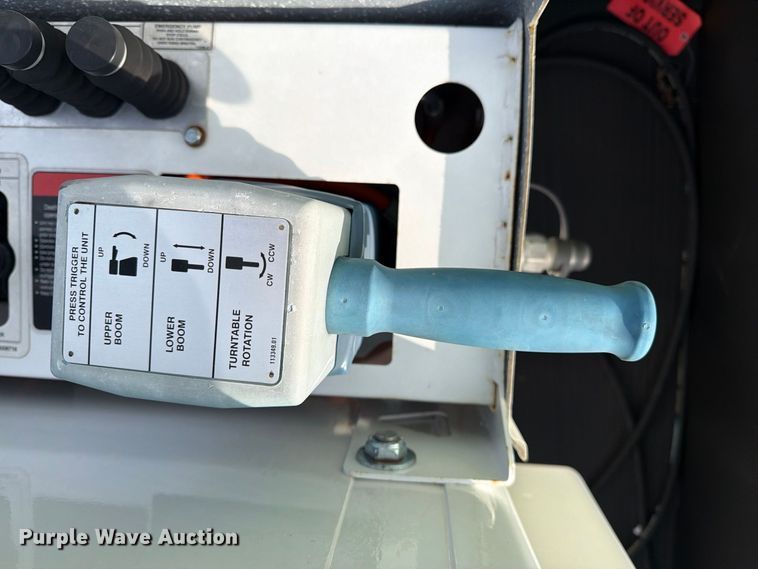 image for item YA4990 2024 Ford F550 Super Duty bucket truck