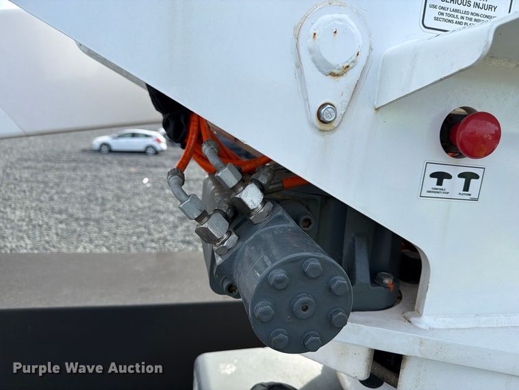 image for item YA4990 2024 Ford F550 Super Duty bucket truck