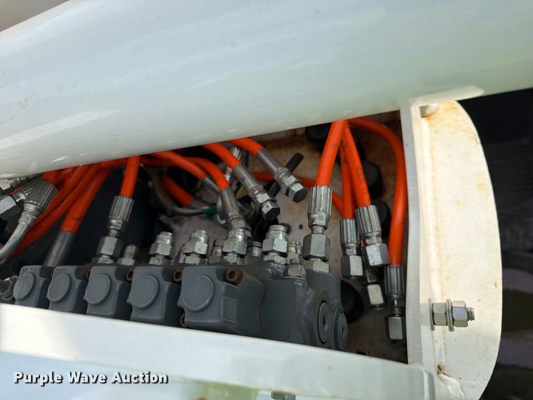 image for item YA4990 2024 Ford F550 Super Duty bucket truck