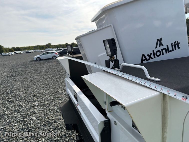 image for item YA4990 2024 Ford F550 Super Duty bucket truck