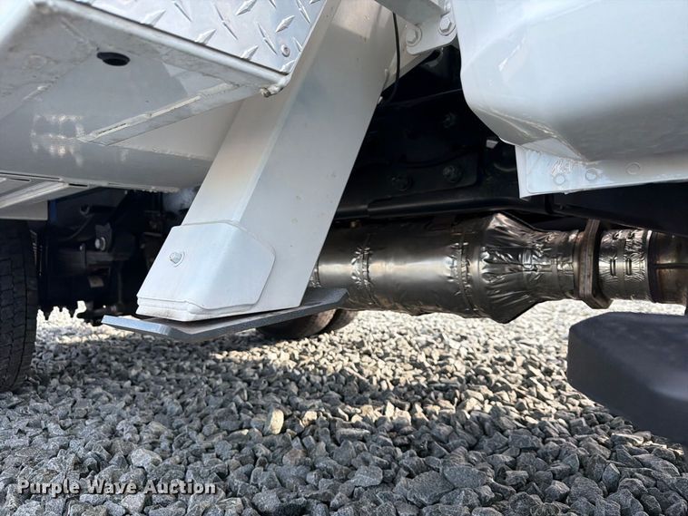 image for item YA4990 2024 Ford F550 Super Duty bucket truck